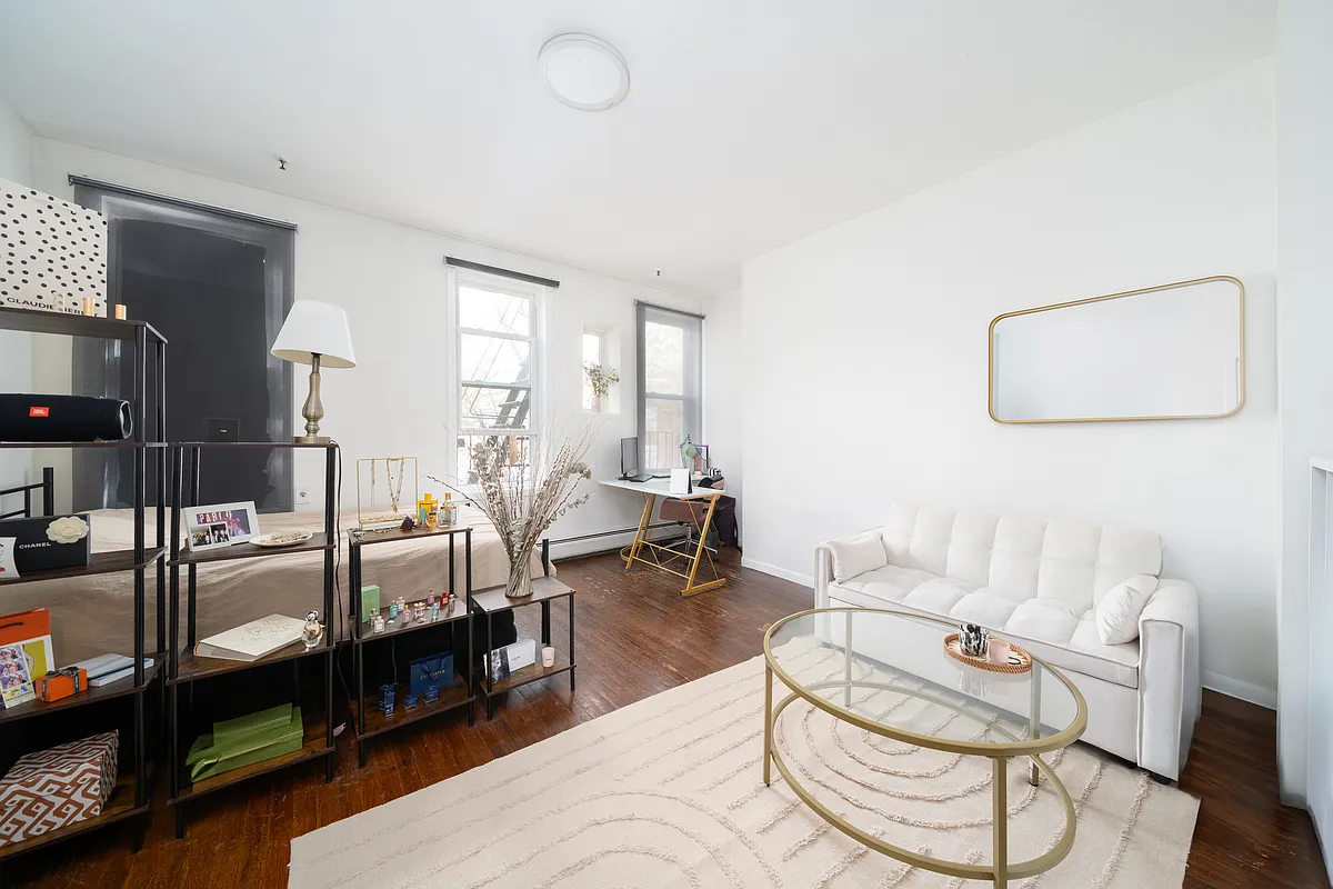 Building Photo - 108 Adams St #3