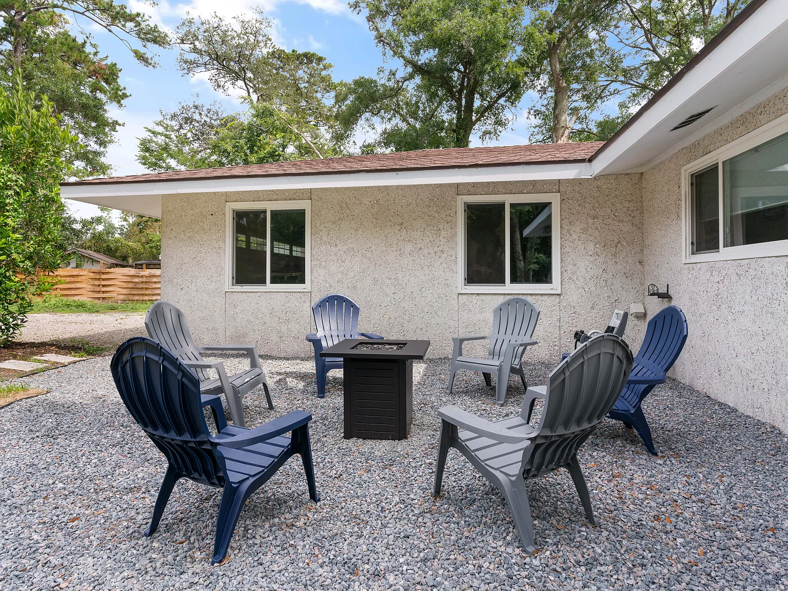 3 bed, 1668 sqft, $4,500 — Photo 2