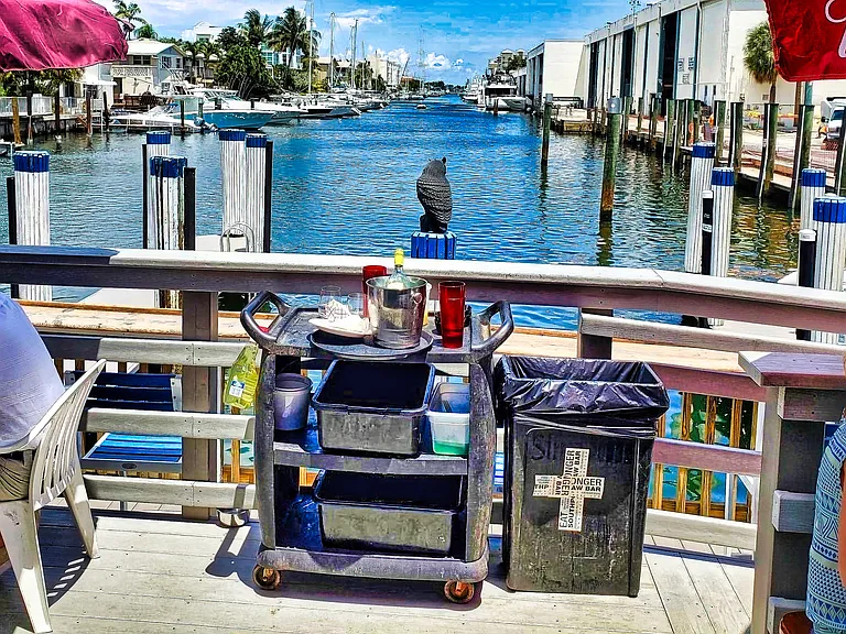 Southport Raw Bar; Fantastic Burgers, etc., & Live Music
