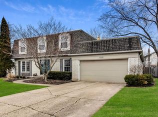 1002 Mayfair Dr, Libertyville, IL