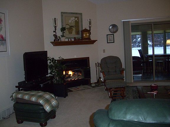 4th image of 3719 Wrenwood Ct #13