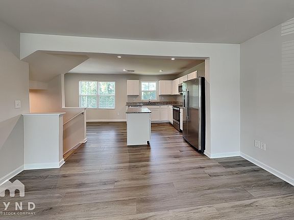 3rd image of 2227 Fathom Way