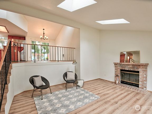 2nd image of 9635 Summerfield Court SE