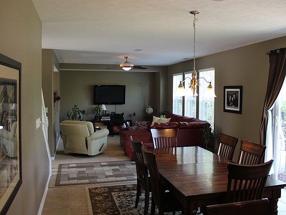 3rd image of 11186 Candice Dr