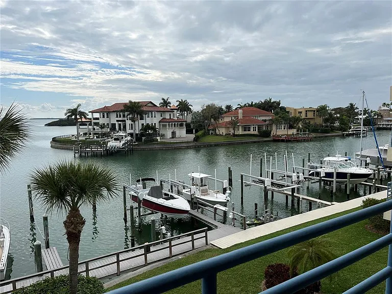 363 Pinellas Bayway S #36 — Photo 29