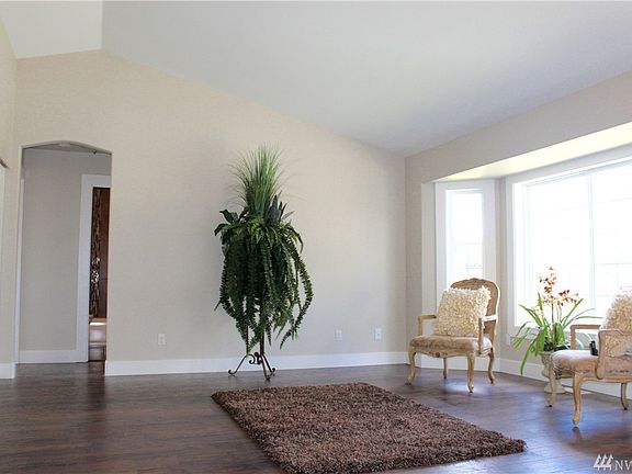 3rd image of 1226 35th Ct SE