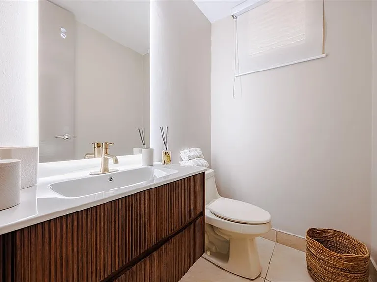 569 Calle Flamenco — Photo 15