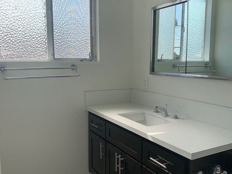 1st image of 2320 W 24th St APT 7