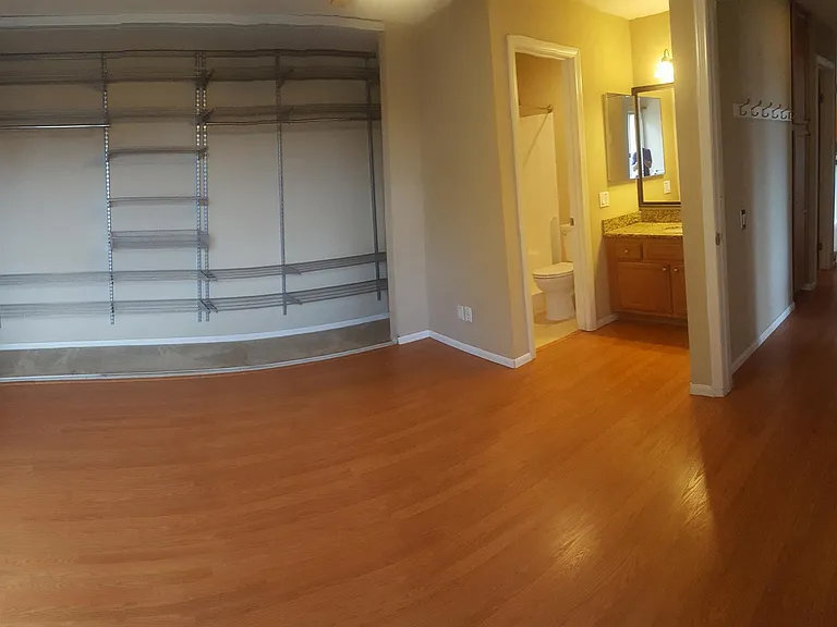 3454 Castle Glen Dr #211 — Photo 20