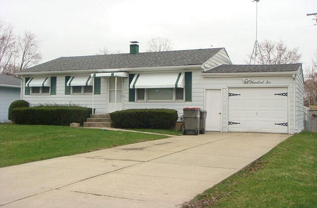 1st image of 606 Faircrest Ave NW