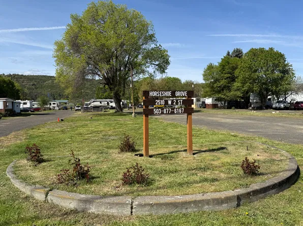 2510 W 2nd St #31, The Dalles, OR 97058