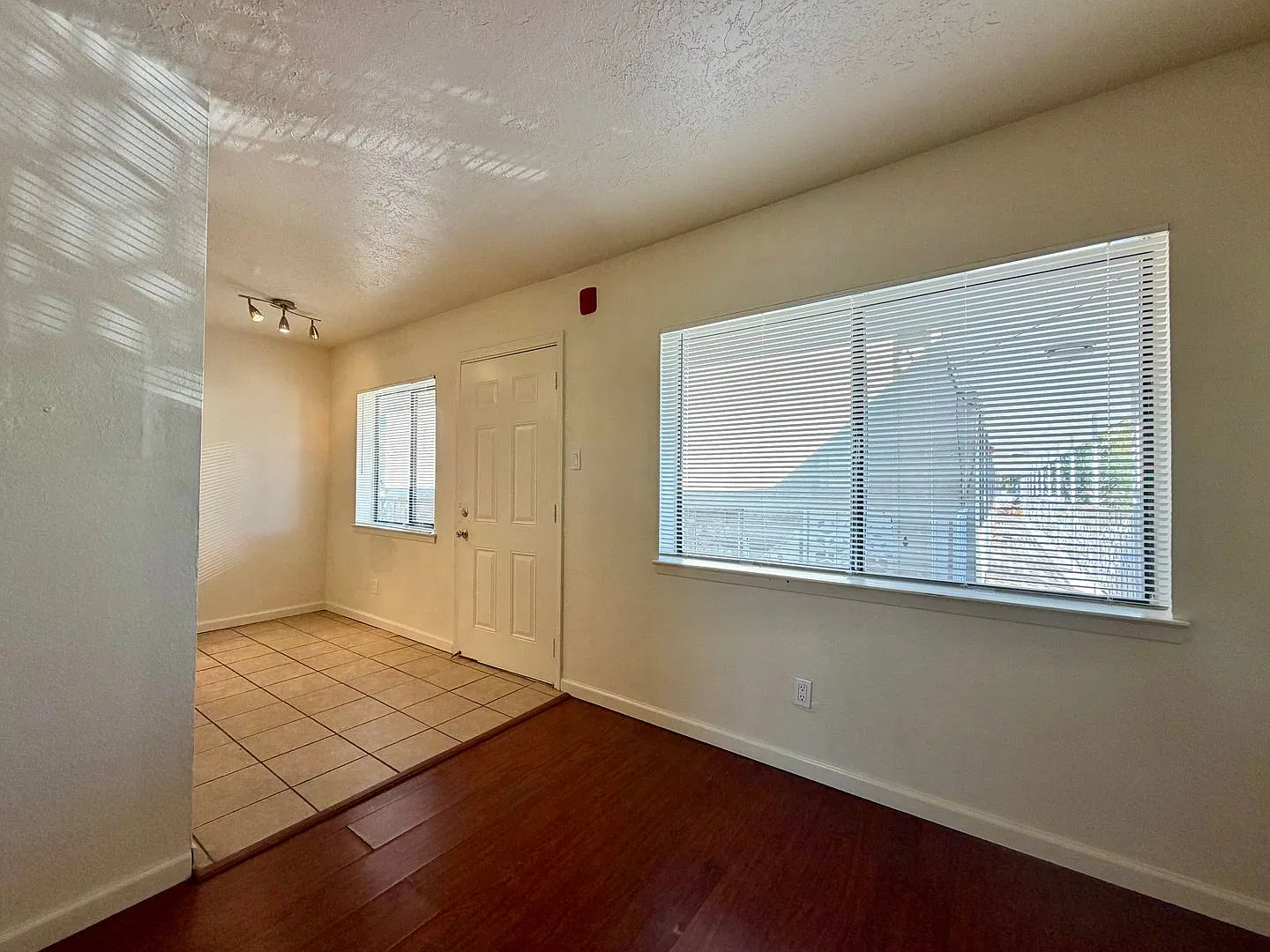 4207 Mesa Grande — Photo 3