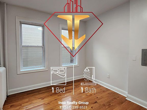 2nd image of 34 Clifton Pl APT 5