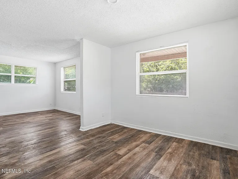2154 Placeda St — Photo 23
