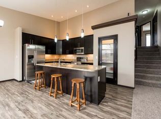3705 McKenzie Dr SE, Mandan, ND 58554