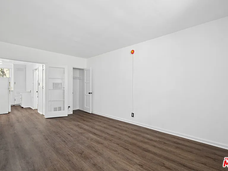 4010 Los Feliz Blvd #7 — Photo 1