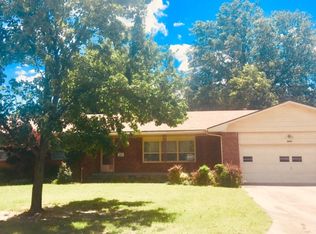 2805 Midland Ave, Coffeyville, KS 67337