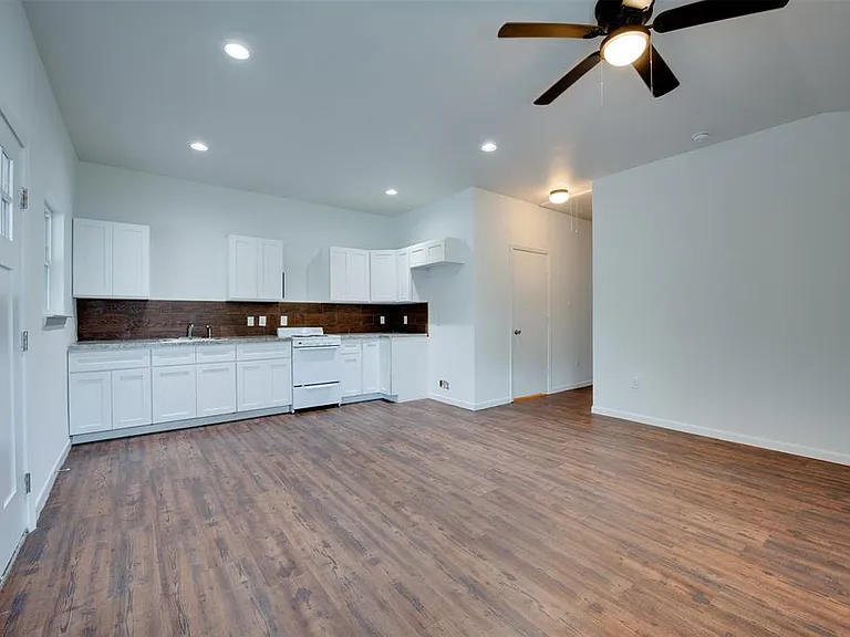 1413 Egypt St #D — Photo 17