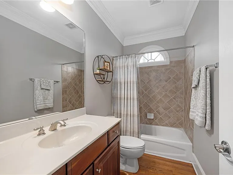 5945 Broadwater Trl — Photo 32