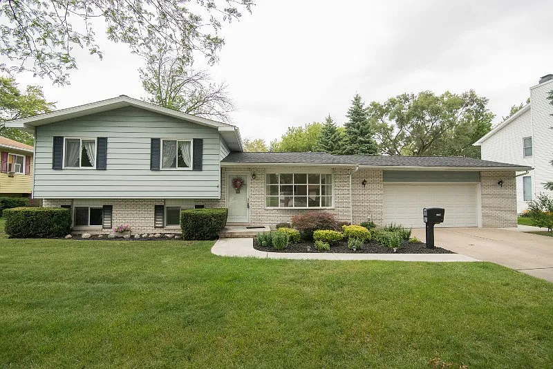 2007 Garside Dr photo 1