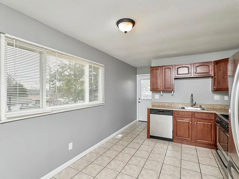 3049 Orton St — Photo 11