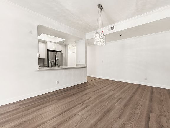 4th image of 501 E Del Mar Blvd APT 112