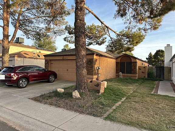 2nd image of 4013 W Camino Del Rio