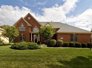 6573 Meadow Glen Dr, Westerville, OH