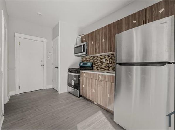 2336 Barnum Avenue Cut Off Floor 2