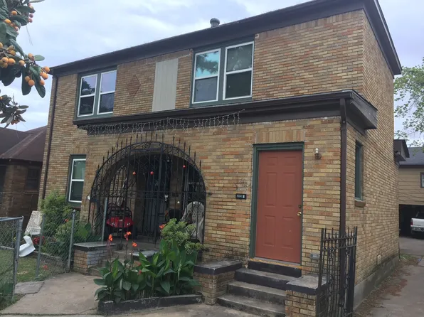 112 Pineview Dr #1, Houston, TX 77012