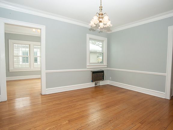 5th image of 26 Pine Ave