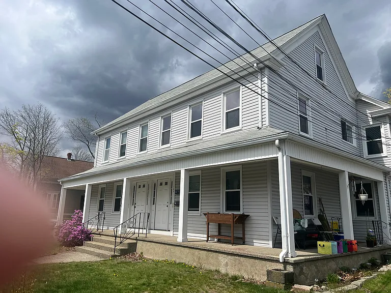 184 Webster St #2 — Photo 10