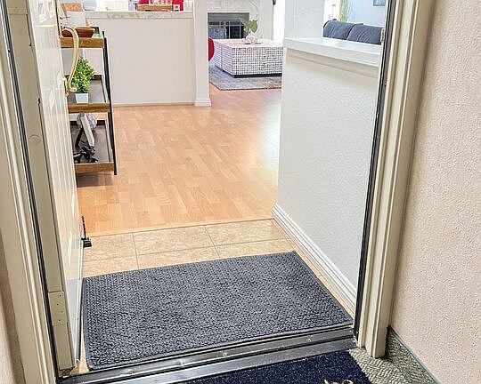2nd image of 14347 Albers St APT 203
