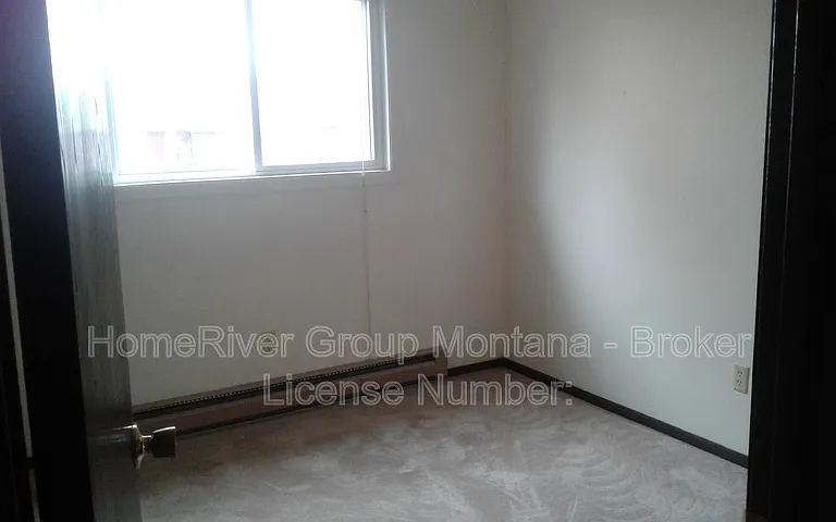 2308 Hillview Ct #1 — Photo 3
