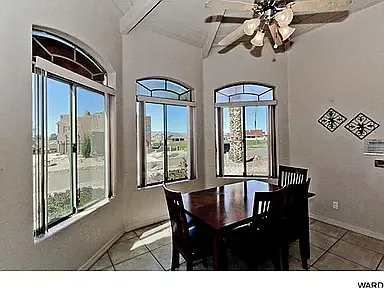 3 bed, 2040 sqft, $2,800 — Photo 2