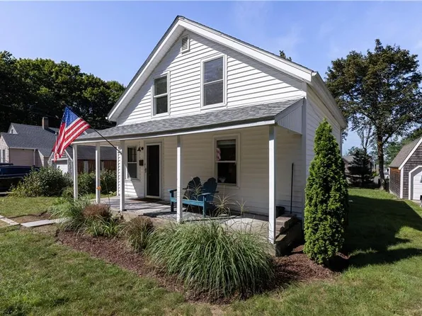 57 Melrose Ave, Jamestown, RI 02835