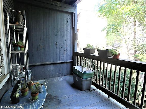 5th image of 4849 N Seeley Ave #915