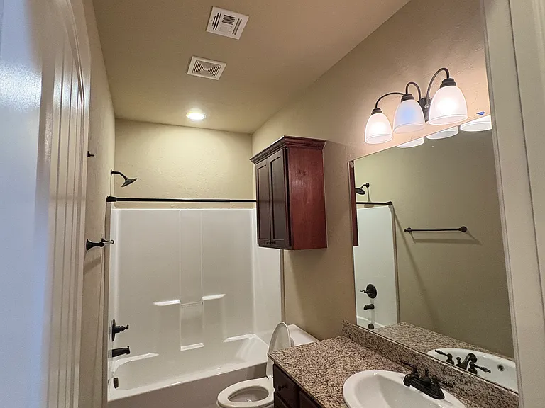 301 Timber Ln — Photo 7