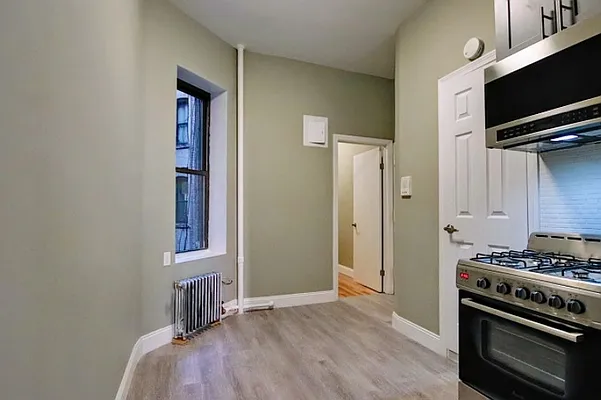 Rented by Compass | media 6