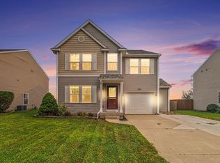 714 Fraser Grove Dr, Vicksburg, MI 49097