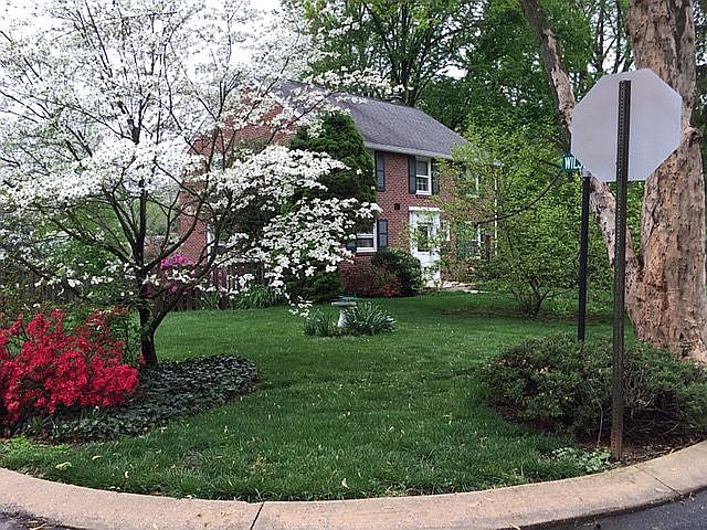 50 Oak Lane, Lancaster, Pa. 