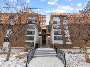 305 S 25th Ave SW #301, Calgary, AB T2S0L3