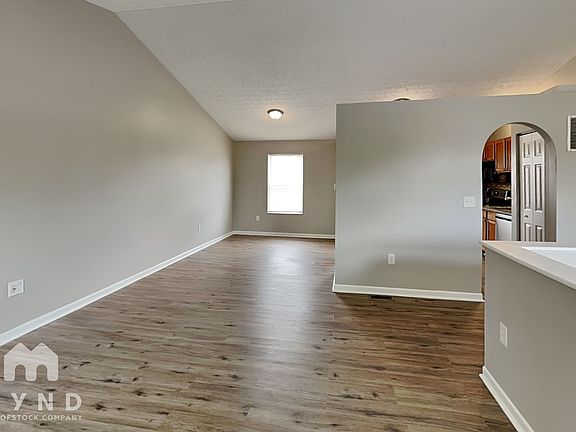5th image of 1600 Milington Way