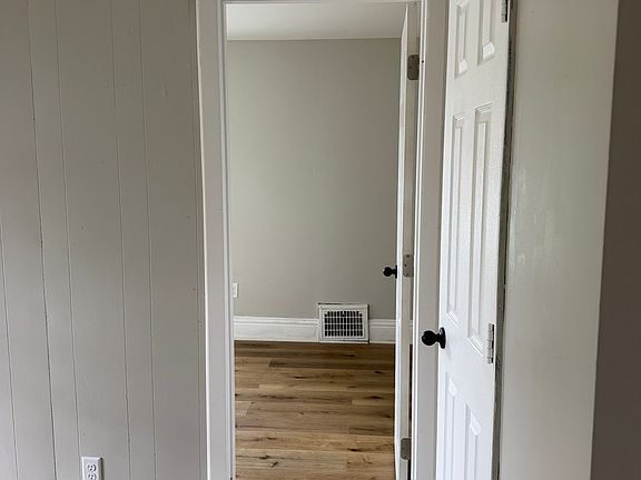 5th image of 150 E Main St #2