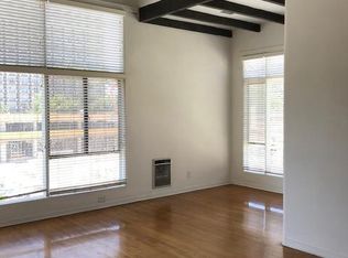 330 S Almont Dr APT D4, Los Angeles, CA 90048