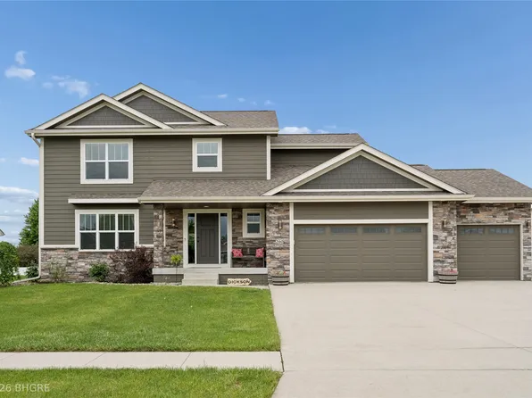 260 NW 8th St, Earlham, IA 50072