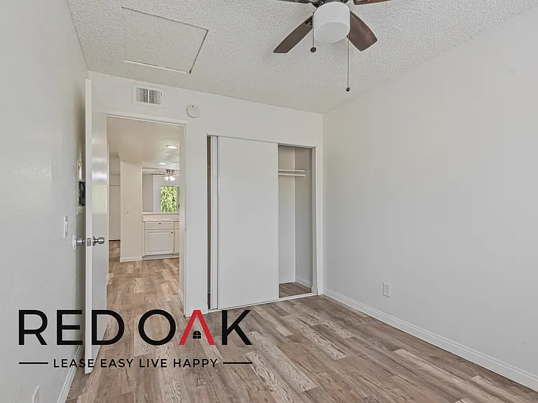 1215 D St #D101 — Photo 18