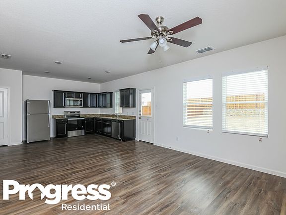 2nd image of 6037 Mojave Dr