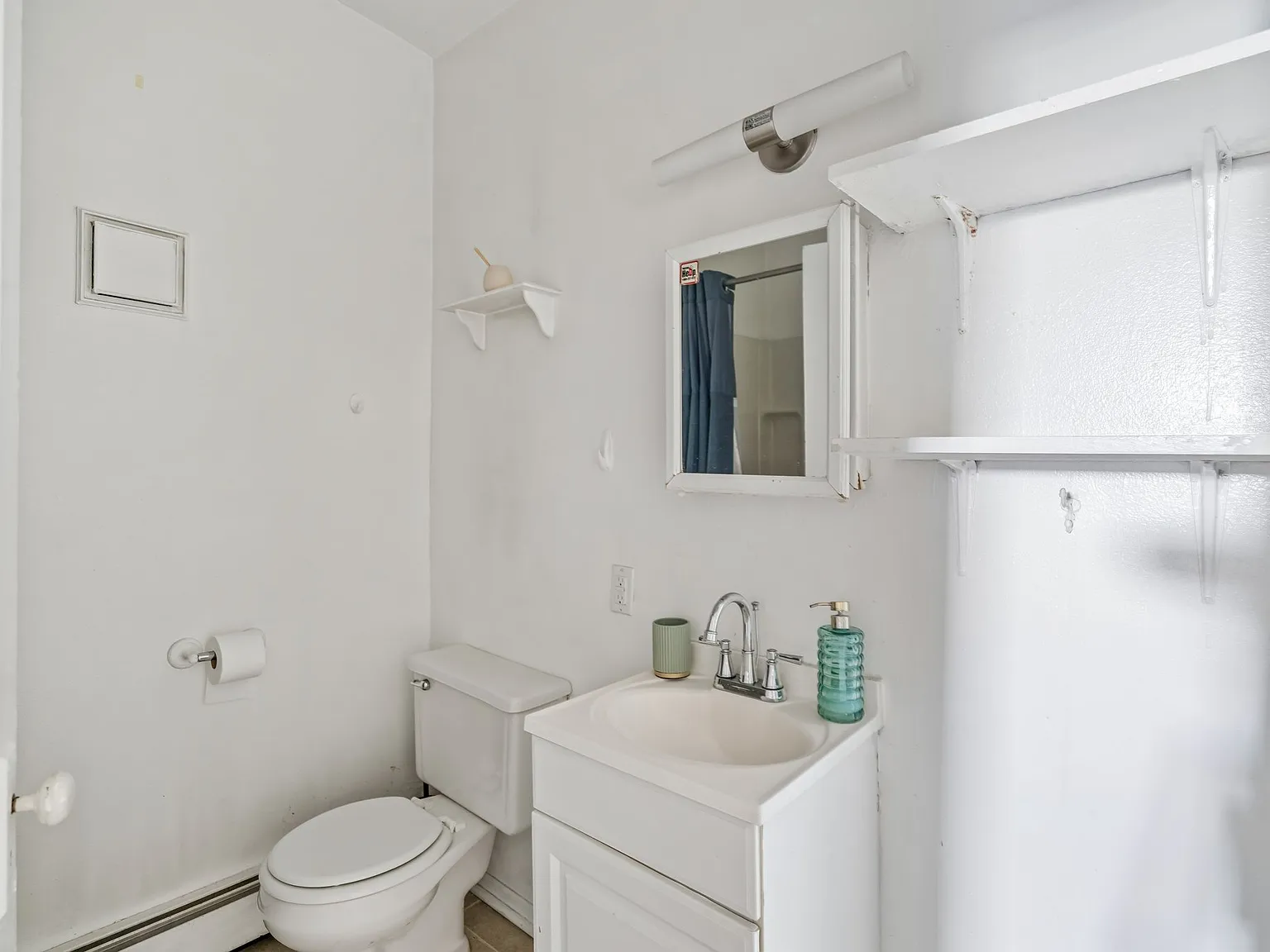 1 bed, $1,050 — Photo 4