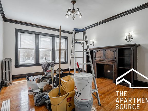 3rd image of 4427 N Ashland Ave APT 2E